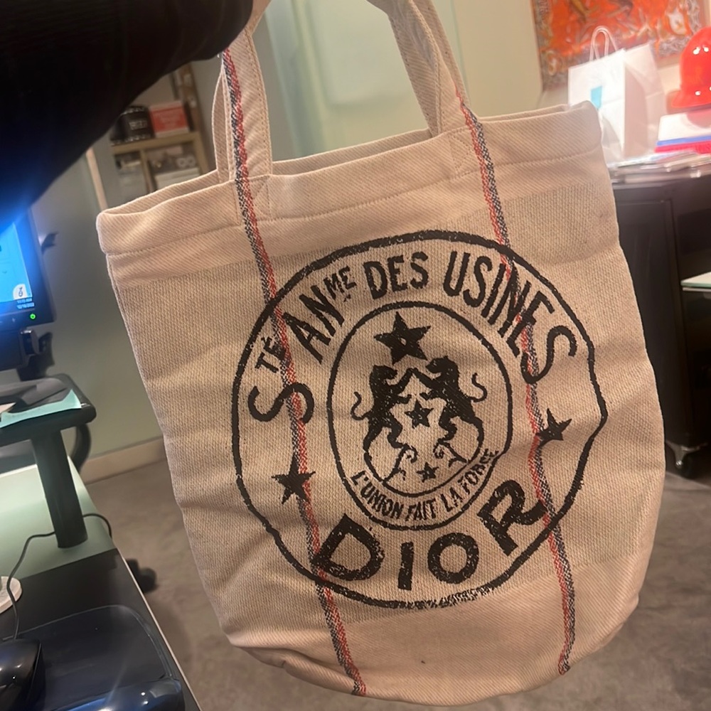 COPY - Christian Dior tote - used for clients.